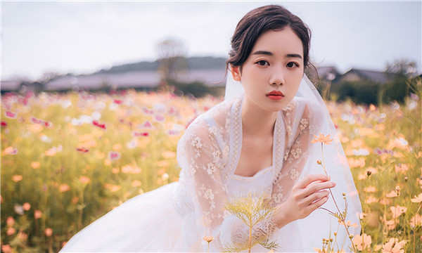 乌伊岭供卵生孩子费用多少｜供卵生育